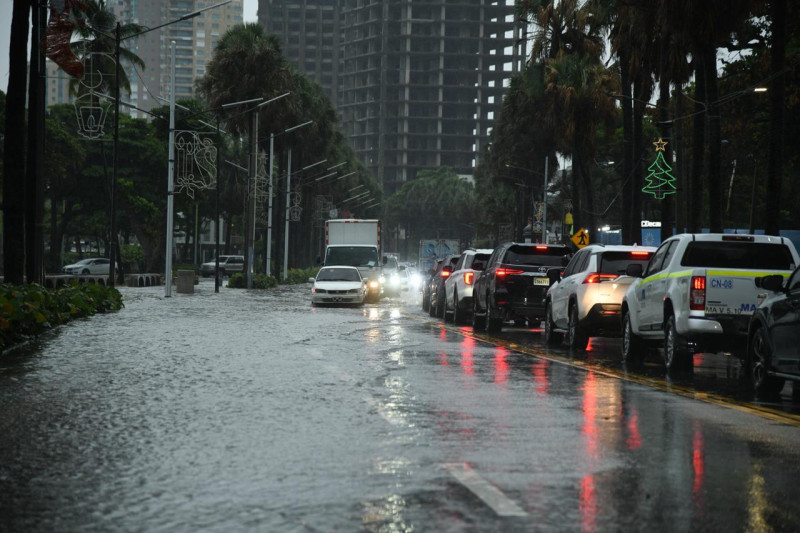 Educación mantiene suspensión de clases este miércoles en zonas vulnerables por las lluvias